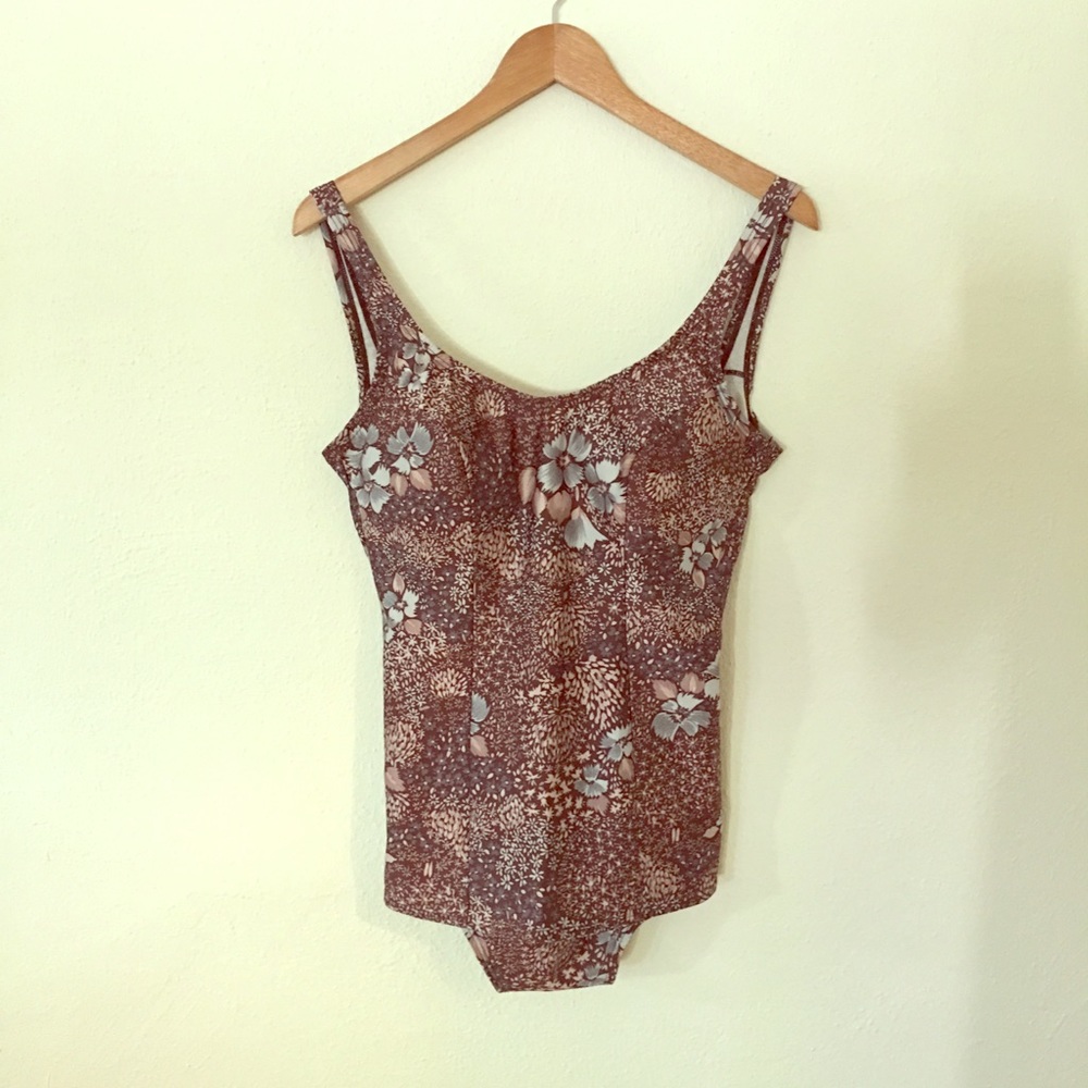 3 for $30- Vtg 60s Earth Tones Floral Suit